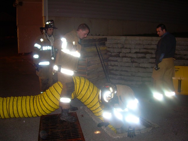 Confined space drill 11-09-2006.