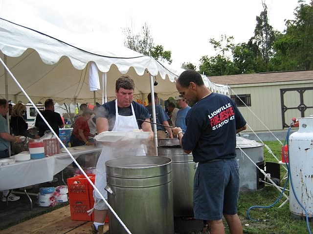 Lionville Fire Company Clambake 09-04-2006.