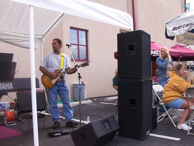 Lionville Fire Company Clambake 09-04-2006.
Chester County Lawmen provided the music.