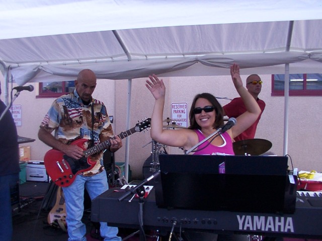 Lionville Fire Company Clambake 09-04-2006.
Chester County Lawmen provided the music.