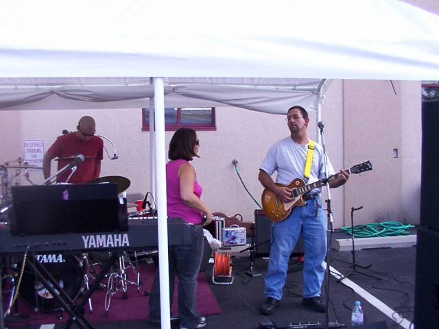 Lionville Fire Company Clambake 09-04-2006.
Chester County Lawmen provided the music.